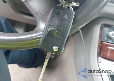 2005 Audi A8 L 4.2 z USA, uszkodzony, nr VIN WAUML44EX5N001847